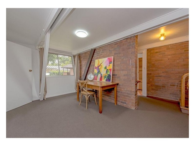24 Tourist Road, East Toowoomba QLD 4350