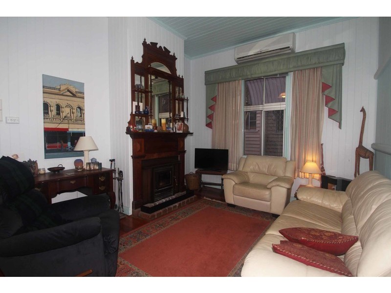 42 Hill Street, Toowoomba City QLD 4350