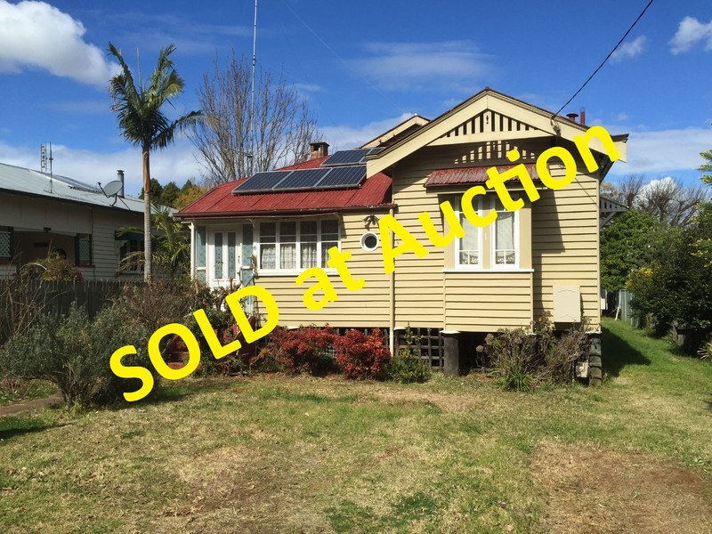 6 Groom Street, East Toowoomba QLD 4350