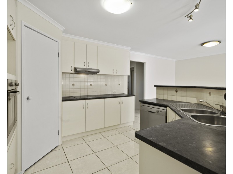 25 Balonne Drive, Glenvale QLD 4350