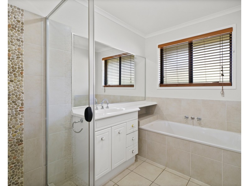 25 Balonne Drive, Glenvale QLD 4350