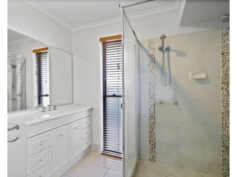 25 Balonne Drive, Glenvale QLD 4350