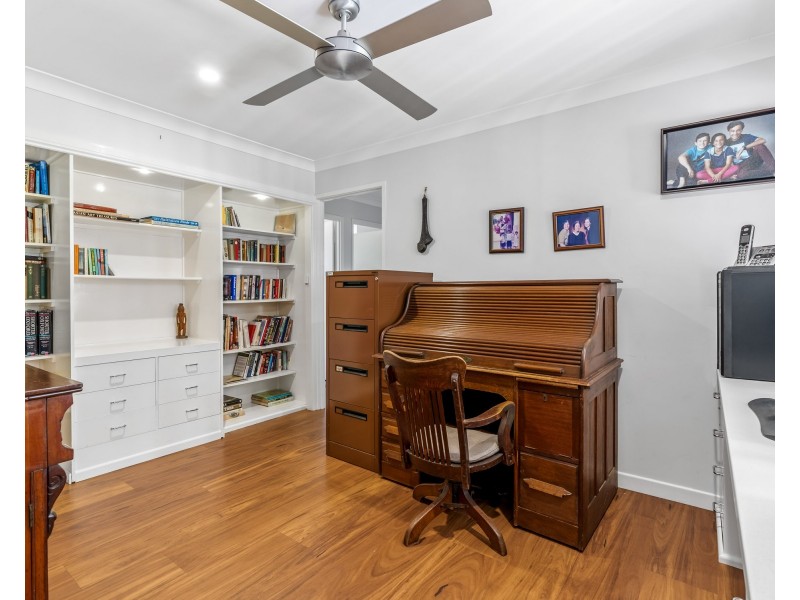 17 Tracey Street, Rangeville QLD 4350