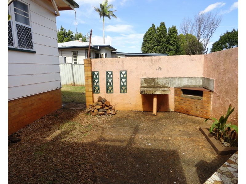 135 Mackenzie Street, East Toowoomba QLD 4350