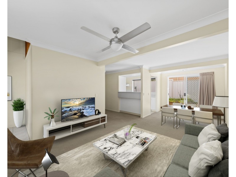 2/81 North Street, Harlaxton QLD 4350