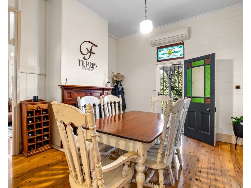 5 John Street, East Toowoomba QLD 4350