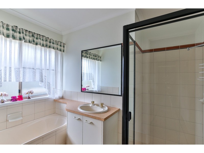40 Dalzell Court, Darling Heights QLD 4350