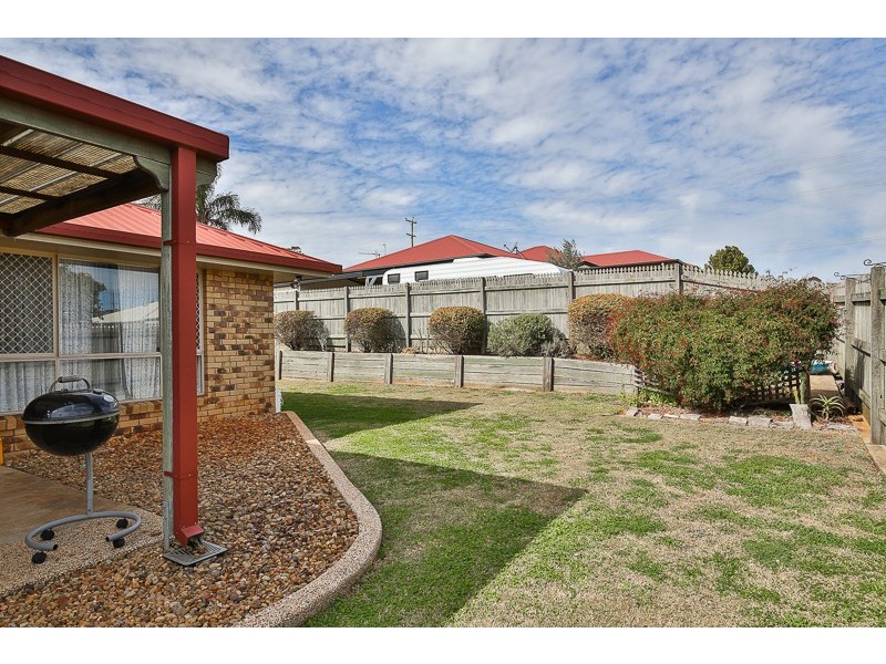 40 Dalzell Court, Darling Heights QLD 4350