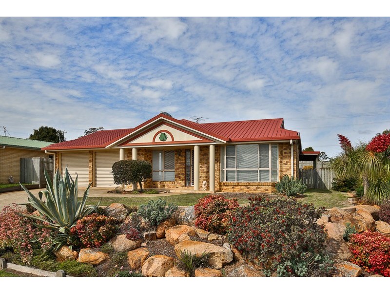 40 Dalzell Court, Darling Heights QLD 4350