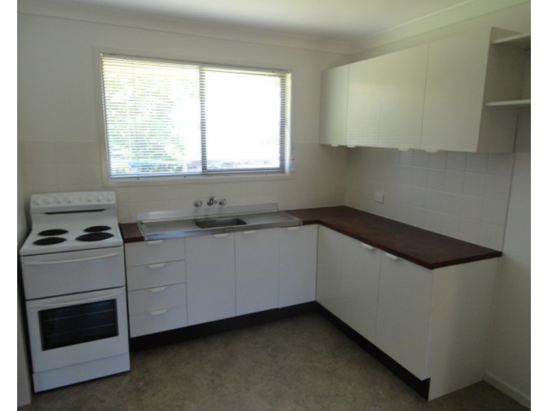 2/113 South Street, Centenary Heights QLD 4350