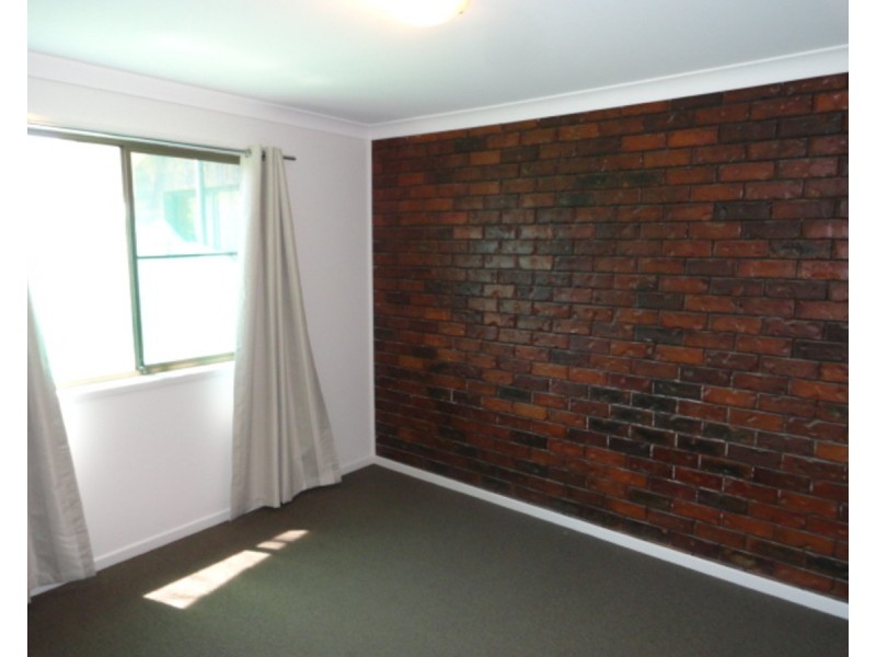 2/113 South Street, Centenary Heights QLD 4350
