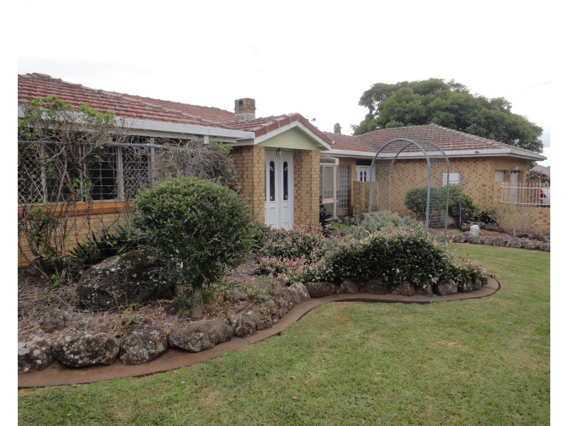 155 Rowbotham Street, Rangeville QLD 4350