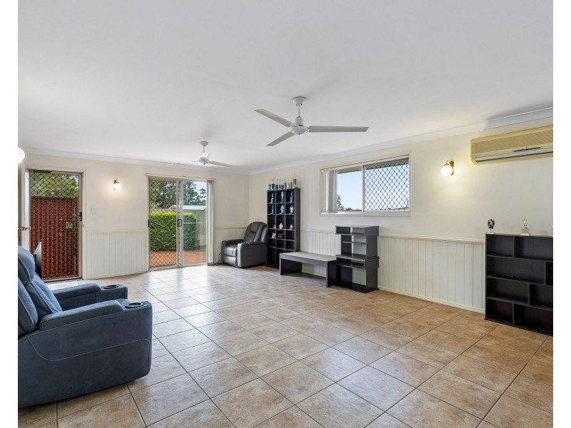 1/400 Alderley Street, Kearneys Spring QLD 4350