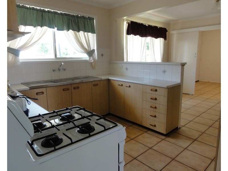 13 Homestead Avenue, Harristown QLD 4350
