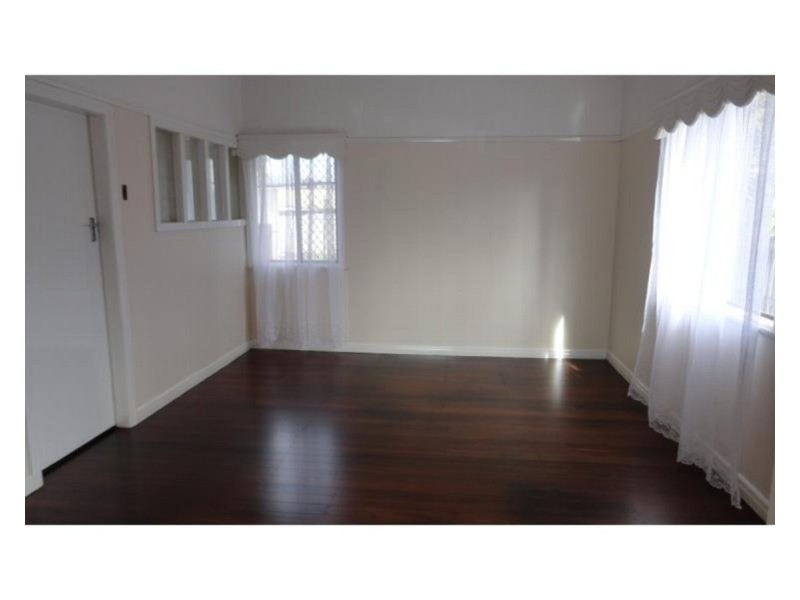 342 Alderley Street, Kearneys Spring QLD 4350