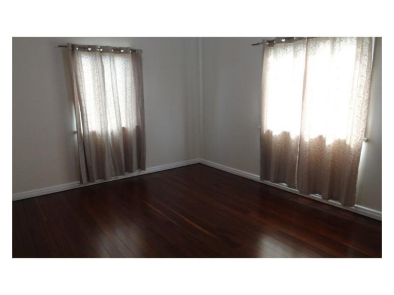 342 Alderley Street, Kearneys Spring QLD 4350