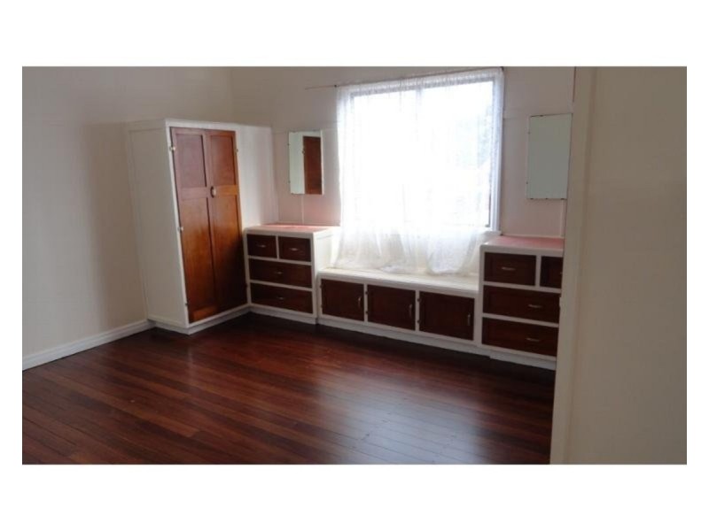 342 Alderley Street, Kearneys Spring QLD 4350