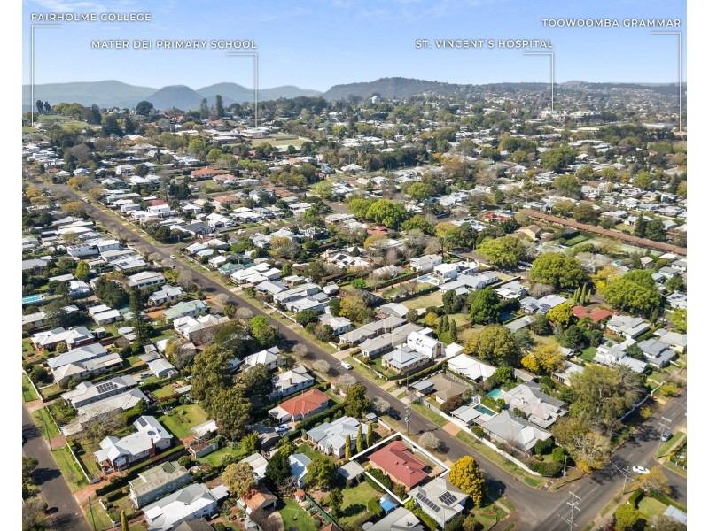 53 Dunmore Street, East Toowoomba QLD 4350