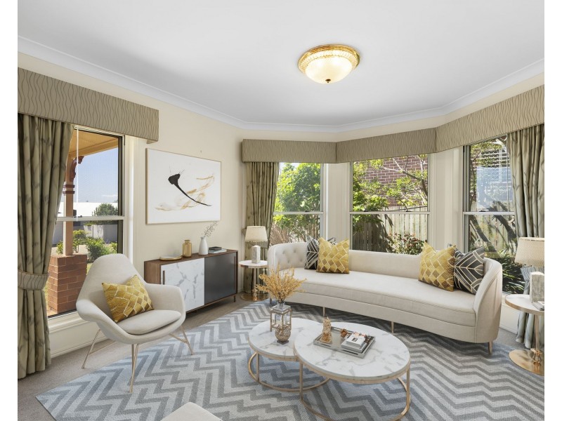 12 Howard Street, Middle Ridge QLD 4350