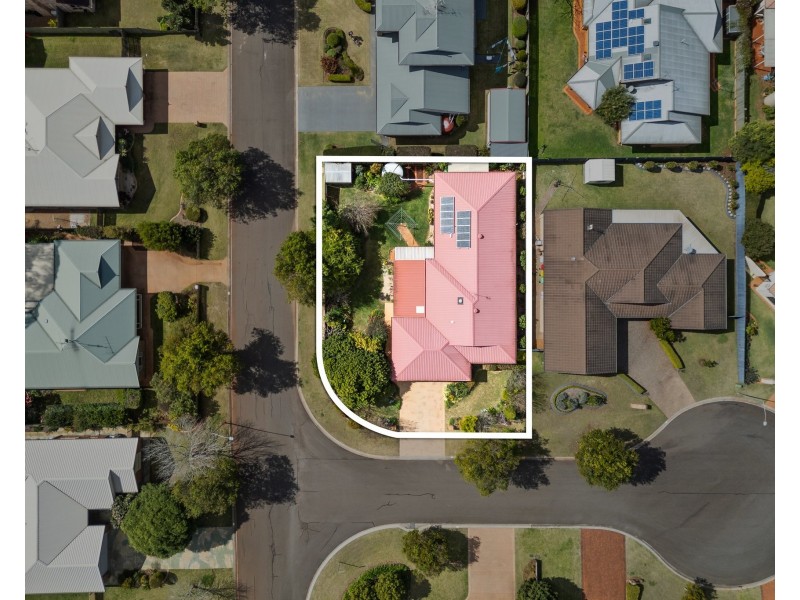 2 Grant Close, Middle Ridge QLD 4350