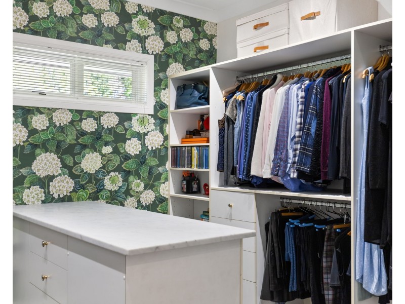 5 Balmoral Close, Mount Lofty QLD 4350