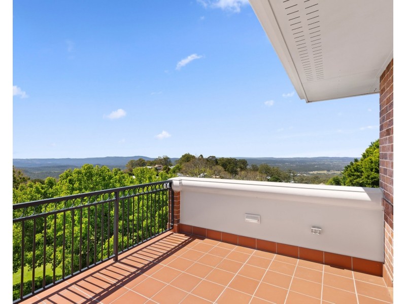 5 Balmoral Close, Mount Lofty QLD 4350