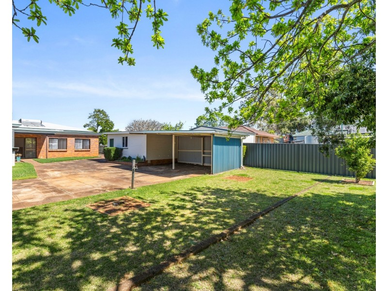 3 Keane Street, Newtown QLD 4350