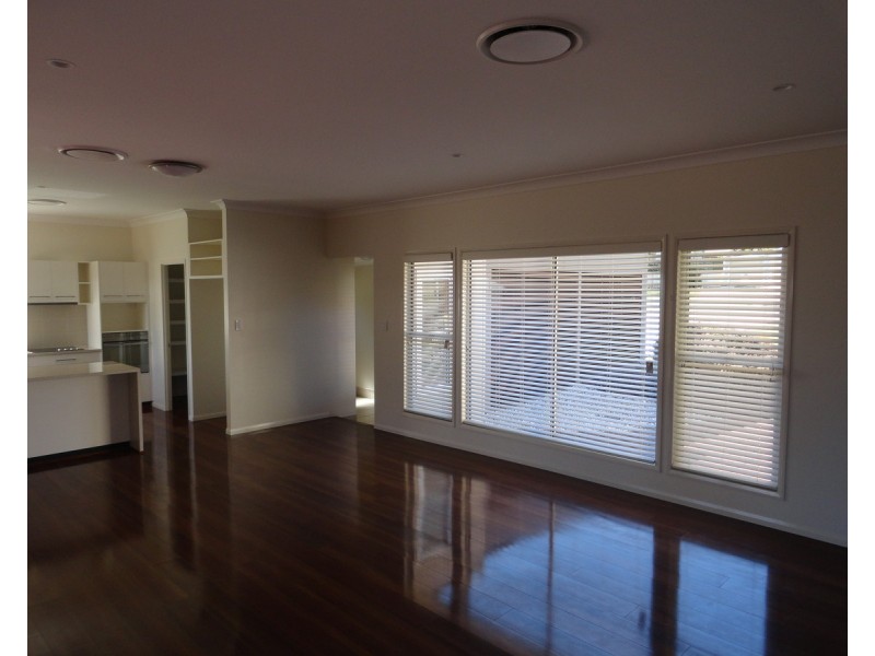 141 Mackenzie Street, East Toowoomba QLD 4350