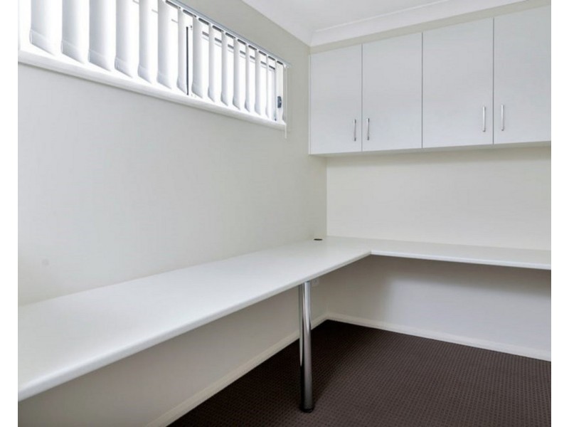 4/9 McCook Street, South Toowoomba QLD 4350