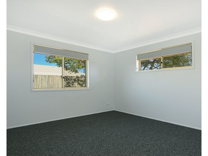 2/385 Greenwattle Street, Wilsonton QLD 4350