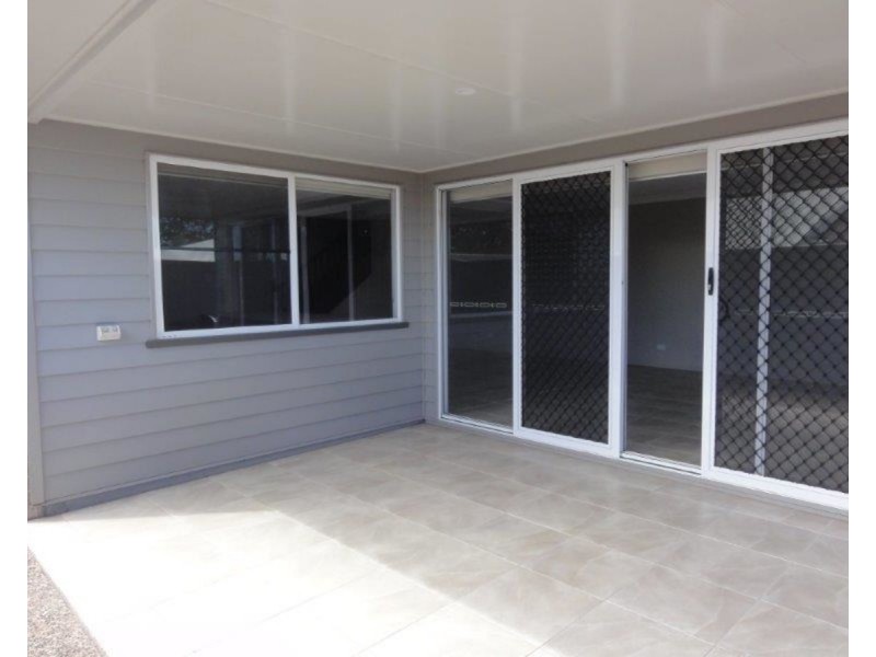 3/303 Stenner Street, Centenary Heights QLD 4350