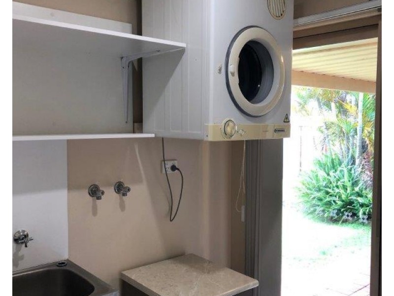 1 Dandelion Drive, Middle Ridge QLD 4350