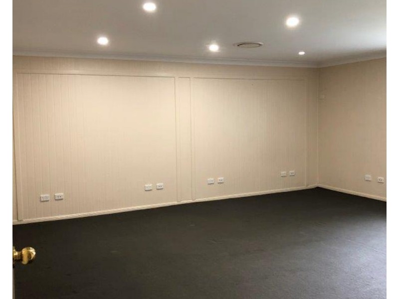 1 Dandelion Drive, Middle Ridge QLD 4350