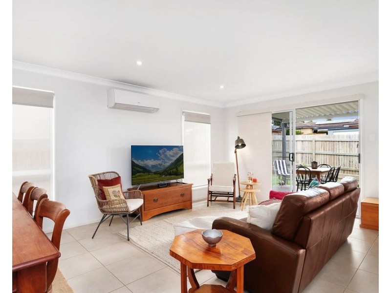 2/1 Sander Street, Rangeville QLD 4350