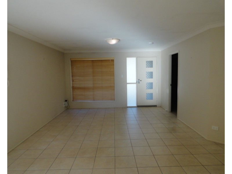 1/15A Mary Street, Mount Lofty QLD 4350