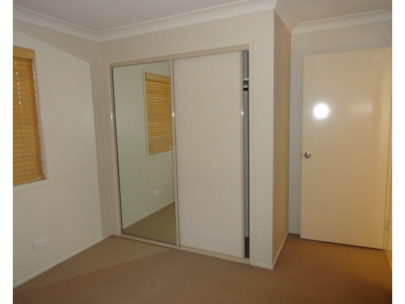 1/15A Mary Street, Mount Lofty QLD 4350