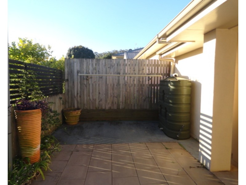 1/15A Mary Street, Mount Lofty QLD 4350