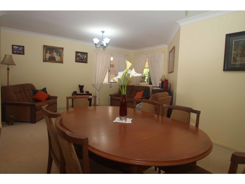 6 Mengel Court, Middle Ridge QLD 4350
