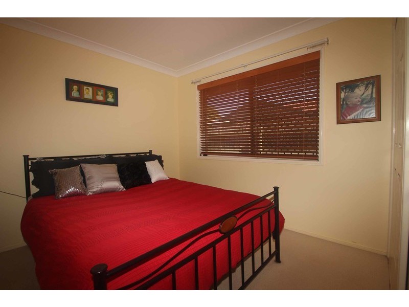 6 Mengel Court, Middle Ridge QLD 4350