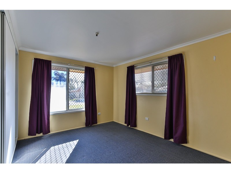 40 Arabian Street, Harristown QLD 4350