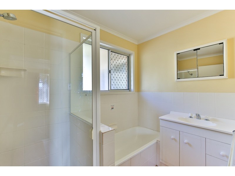 40 Arabian Street, Harristown QLD 4350