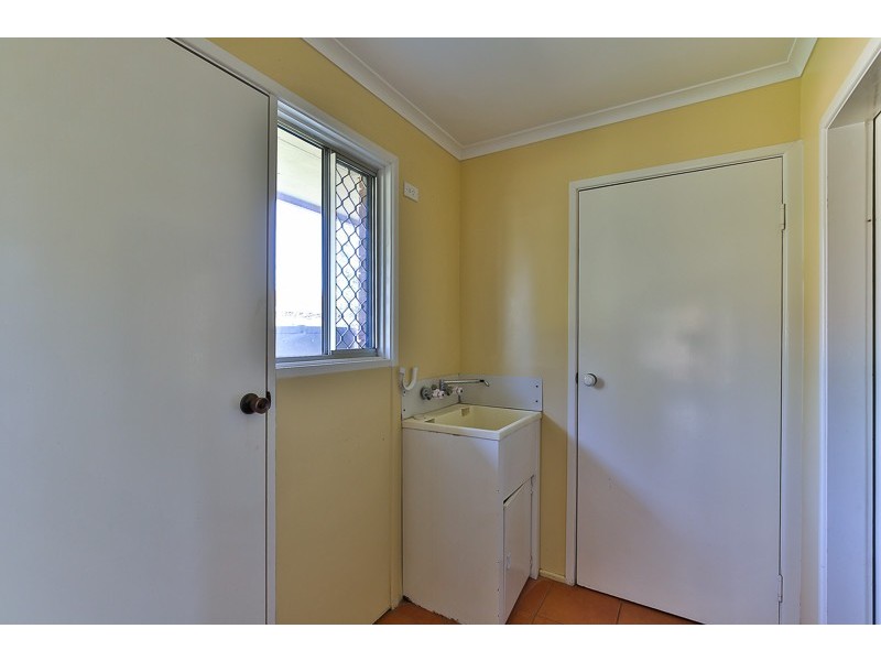 40 Arabian Street, Harristown QLD 4350