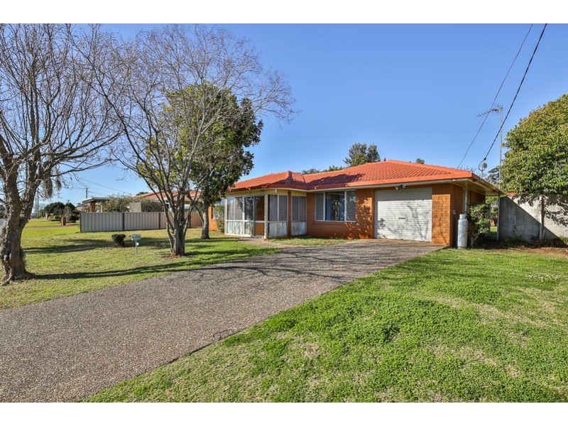 40 Arabian Street, Harristown QLD 4350