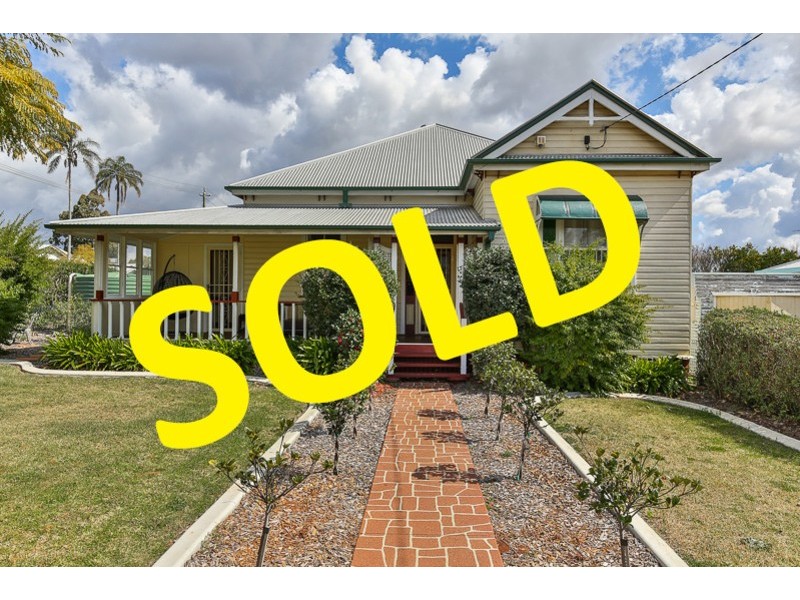 39 Phillip Street, East Toowoomba QLD 4350