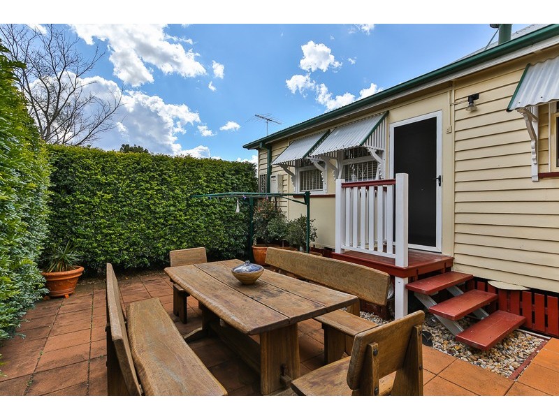 39 Phillip Street, East Toowoomba QLD 4350