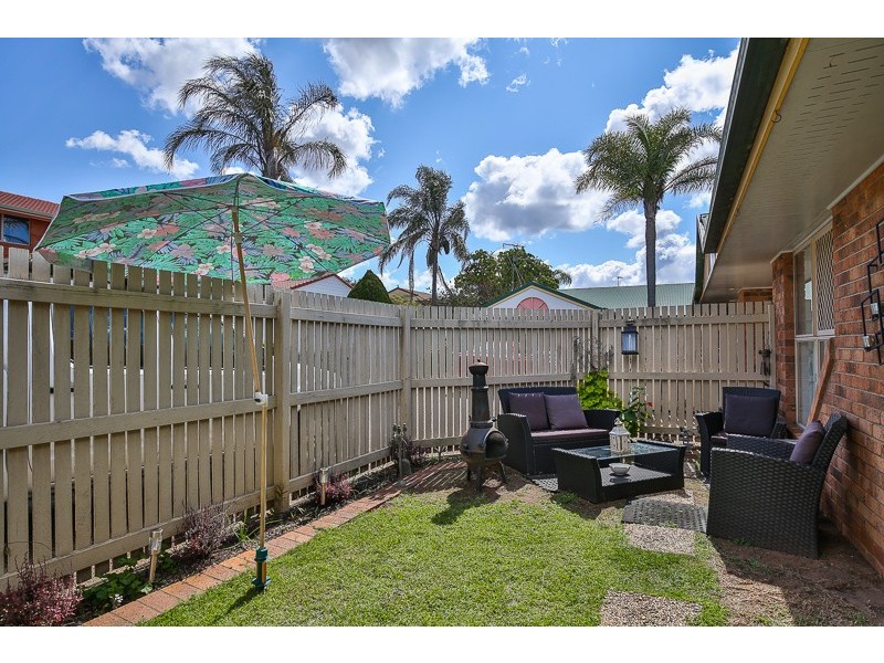 2/5 Horrocks Crescent, Kearneys Spring QLD 4350