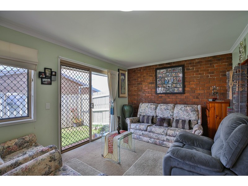 2/5 Horrocks Crescent, Kearneys Spring QLD 4350