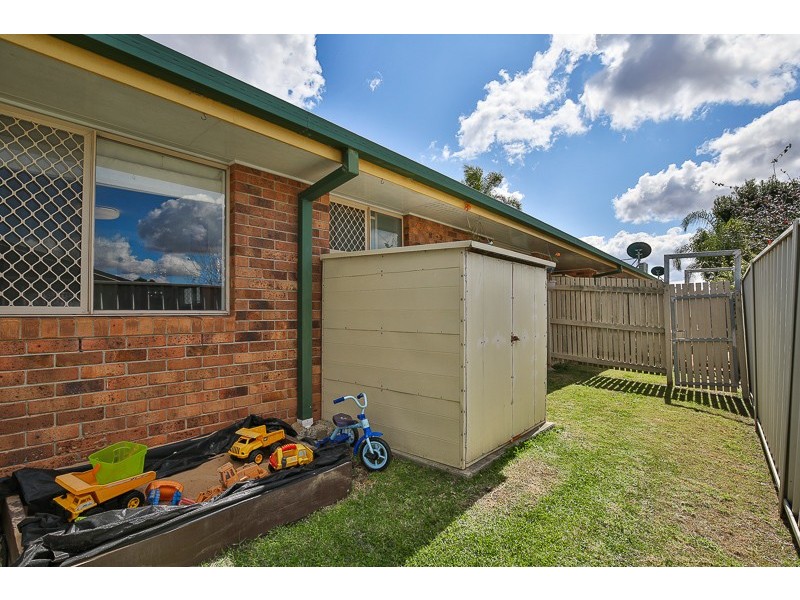 2/5 Horrocks Crescent, Kearneys Spring QLD 4350