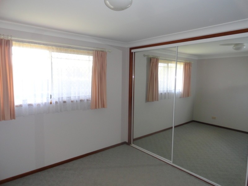 1/2 Seaton Street, South Toowoomba QLD 4350