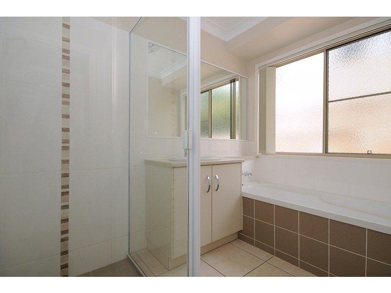 12 Jay Street, Westbrook QLD 4350